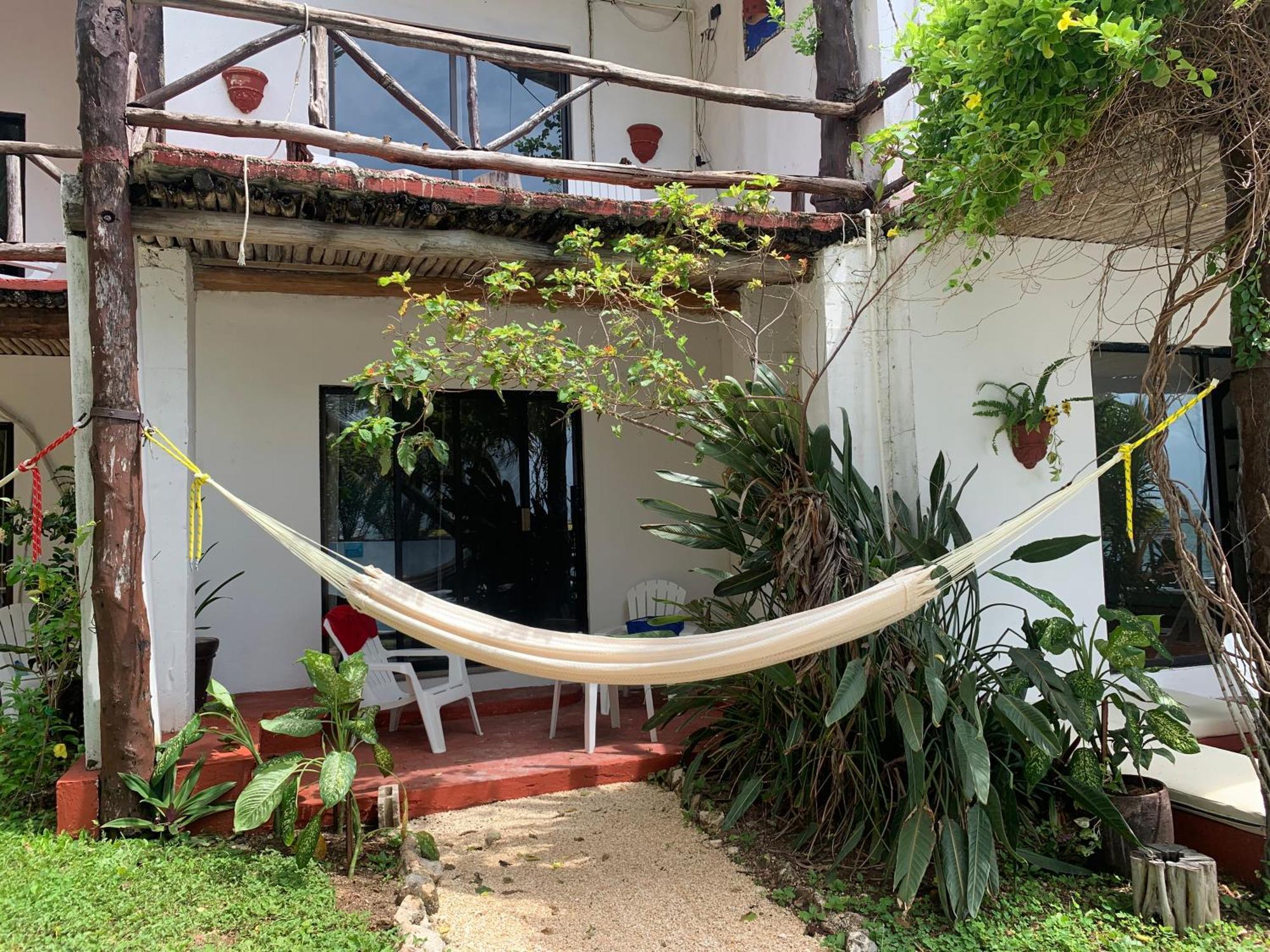 Casa Caribe Cancun Cancún Exterior foto Hammock in Tulum, Mexico